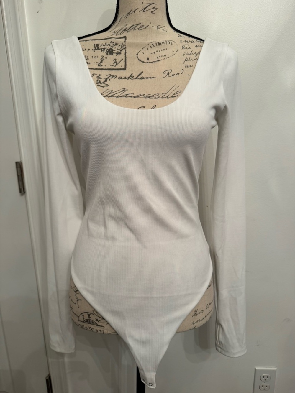 Alice + Olivia Ribbed Ballet Bodysuit